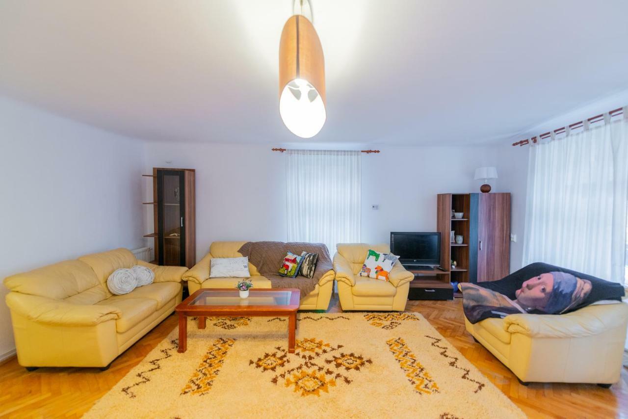 דירות בראשוב Pine House מראה חיצוני תמונה